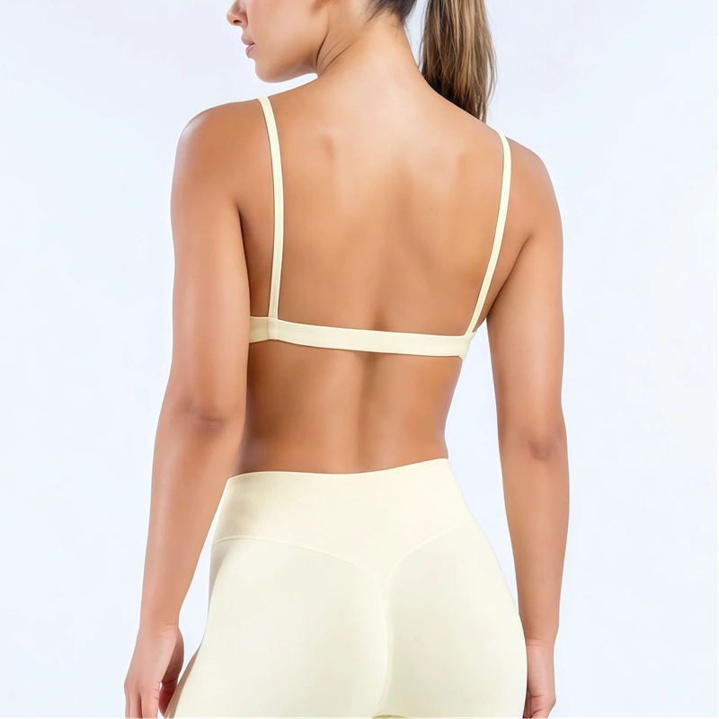 HISTELLO Impact Scoop Neck Bra - Yoga Fitness Body recension och pris