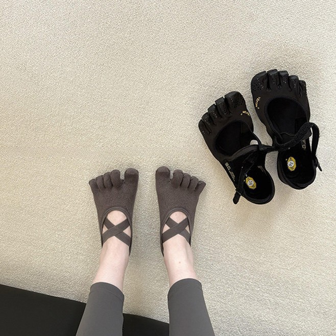 Women's Criss-Cross Strappy Fi - Yoga And Fitness Studio recension och pris